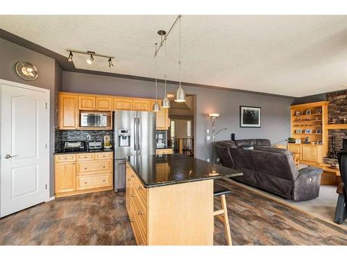 235 Rocky Ridge Drive Nw, Calgary, AB - Indoor Photo Showing Kitchen