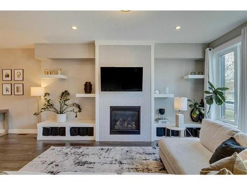 4620 82 Street Nw, Calgary, AB - Indoor Photo Showing Living Room With Fireplace