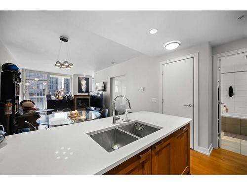 2026-222 Riverfront Avenue Sw, Calgary, AB - Indoor Photo Showing Kitchen With Double Sink