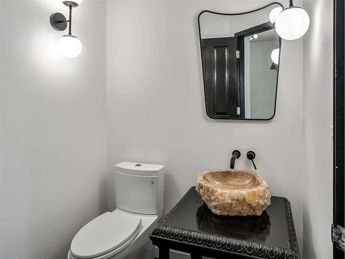 190 Auburn Shores Crescent Se, Calgary, AB - Indoor Photo Showing Bathroom