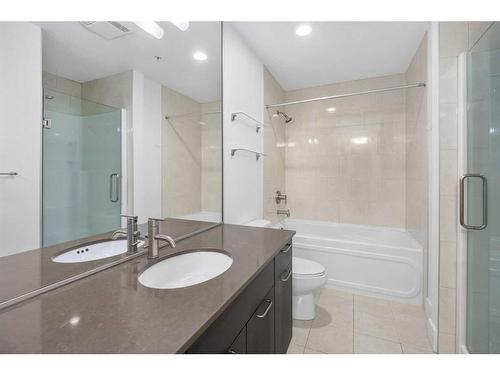 1805-433 11 Avenue Se, Calgary, AB - Indoor Photo Showing Bathroom