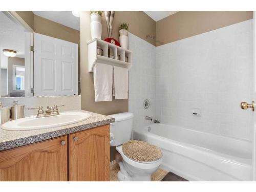 470 Millrise Square Sw, Calgary, AB - Indoor Photo Showing Bathroom