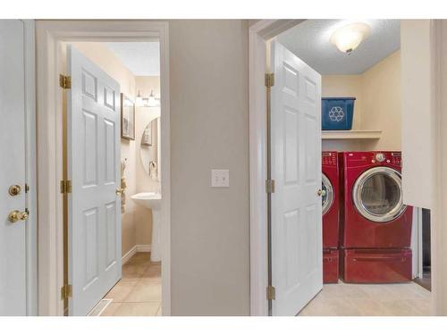 470 Millrise Square Sw, Calgary, AB - Indoor Photo Showing Laundry Room