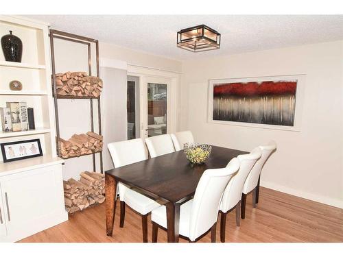 3403 23 Street Nw, Calgary, AB - Indoor Photo Showing Dining Room