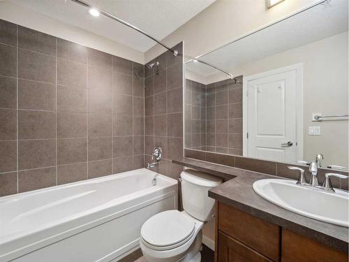 1008-211 13 Avenue Se, Calgary, AB - Indoor Photo Showing Bathroom