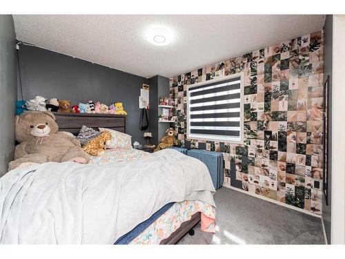 16 Tarington Link Ne, Calgary, AB - Indoor Photo Showing Bedroom