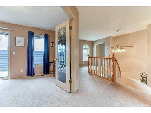 840 Suncastle Road Se, Calgary, AB - Indoor Photo Showing Other Room