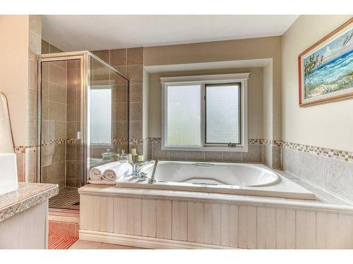 840 Suncastle Road Se, Calgary, AB - Indoor Photo Showing Bathroom