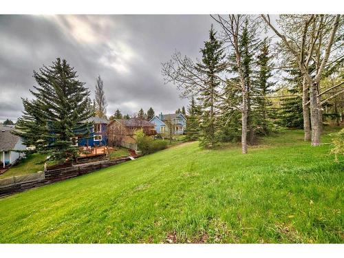 12 Stratton Hill Rise Sw, Calgary, AB - Outdoor