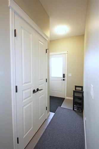 154 Marquis Common Se, Calgary, AB - Indoor Photo Showing Other Room