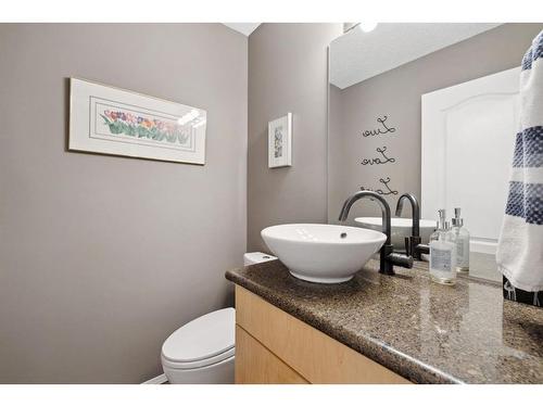 2139 Sirocco Drive Sw, Calgary, AB - Indoor Photo Showing Bathroom