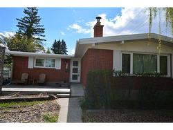 3808 Vancouver Crescent NW Calgary, AB T3A 0M1
