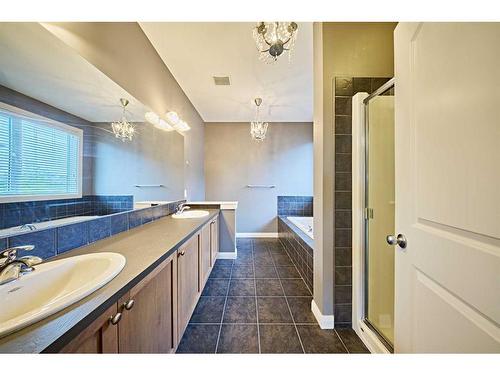 138 Evanston Way Nw, Calgary, AB - Indoor Photo Showing Bathroom
