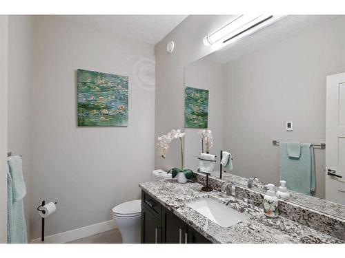 3806 3 Street Nw, Calgary, AB - Indoor Photo Showing Bathroom