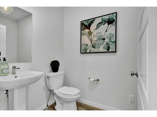 254 Aquila Way Nw, Calgary, AB - Indoor Photo Showing Bathroom