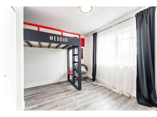 18372 Chaparral Street Se, Calgary, AB - Indoor Photo Showing Other Room