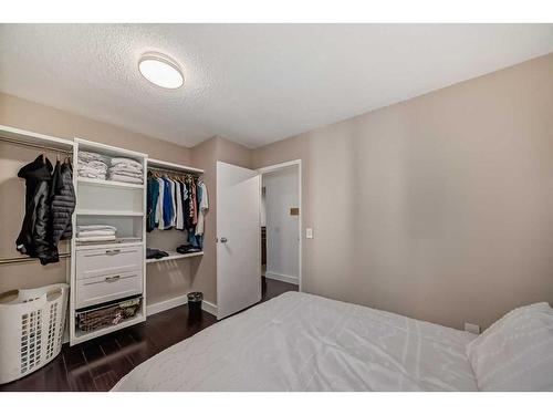 301-738 3 Avenue, Calgary, AB - Indoor Photo Showing Bedroom