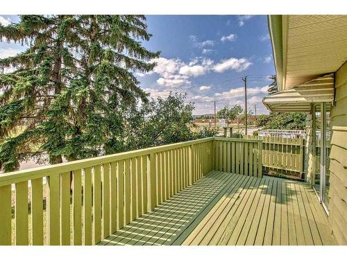 450 78 Avenue Ne, Calgary, AB - Outdoor With Deck Patio Veranda