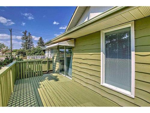 450 78 Avenue Ne, Calgary, AB - Outdoor With Deck Patio Veranda With Exterior