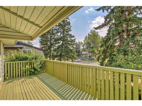 450 78 Avenue Ne, Calgary, AB - Outdoor With Deck Patio Veranda