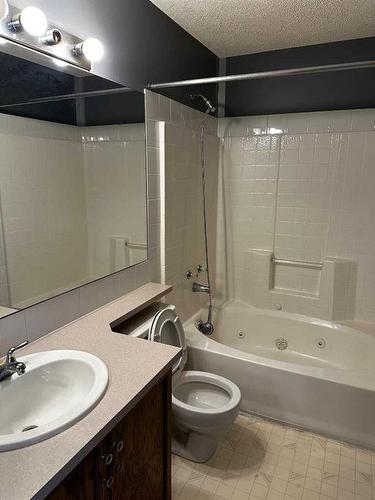 9878 Hidden Valley Drive Nw, Calgary, AB - Indoor Photo Showing Bathroom