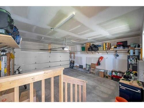 218 Coverdale Road Ne, Calgary, AB - Indoor Photo Showing Garage