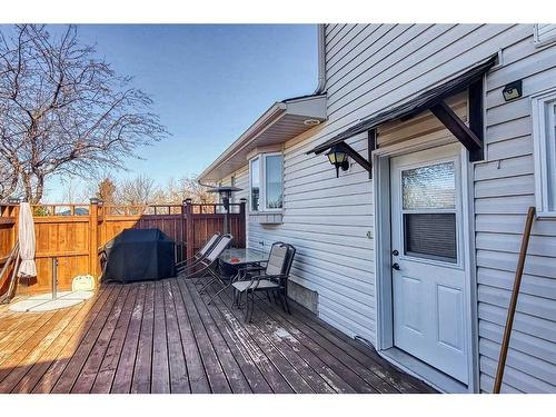 302 Silverthorn Close, Olds, AB - Outdoor With Deck Patio Veranda With Exterior