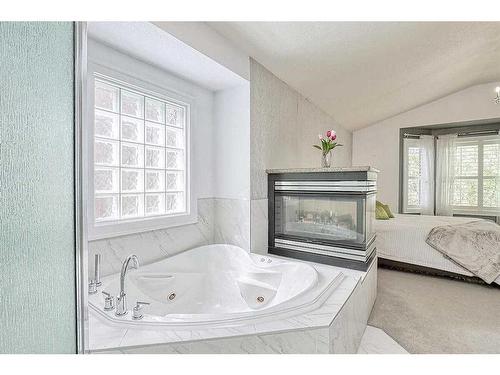 2514 3 Avenue Nw, Calgary, AB - Indoor With Fireplace