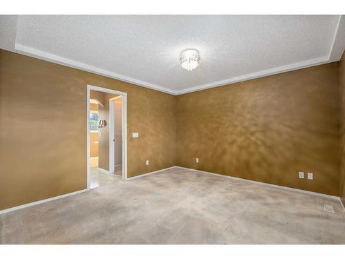 55 Crystalridge Crescent, Okotoks, AB - Indoor Photo Showing Other Room