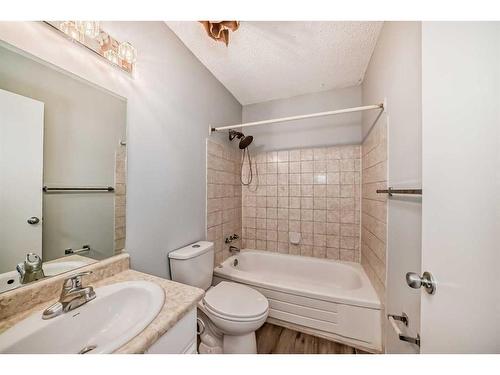 55 Templemont Drive Ne, Calgary, AB - Indoor Photo Showing Bathroom