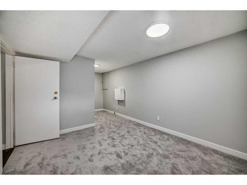 55 Templemont Drive Ne, Calgary, AB - Indoor Photo Showing Other Room