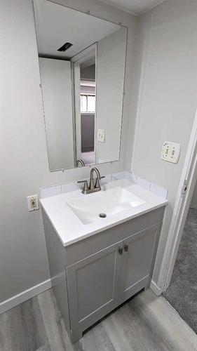 35 Falshire Way Ne, Calgary, AB - Indoor Photo Showing Bathroom