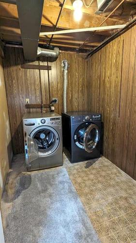 35 Falshire Way Ne, Calgary, AB - Indoor Photo Showing Laundry Room