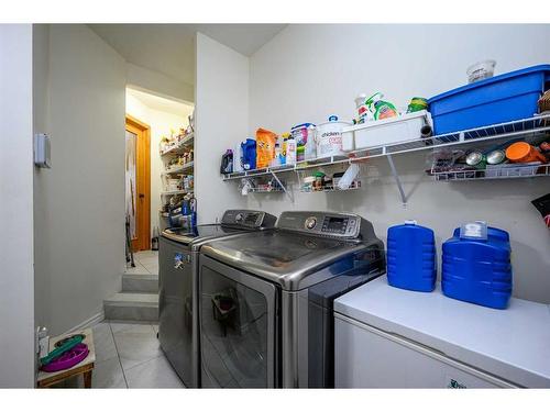 424 New Brighton Drive Se, Calgary, AB - Indoor Photo Showing Laundry Room