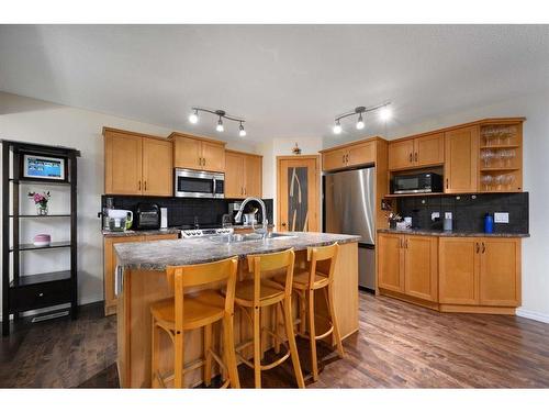 424 New Brighton Drive Se, Calgary, AB - Indoor Photo Showing Kitchen With Double Sink