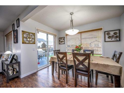 424 New Brighton Drive Se, Calgary, AB - Indoor Photo Showing Dining Room