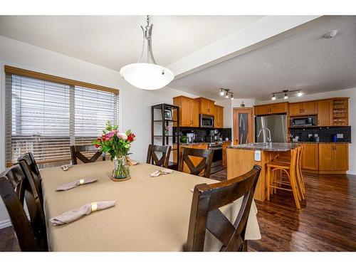 424 New Brighton Drive Se, Calgary, AB - Indoor Photo Showing Dining Room