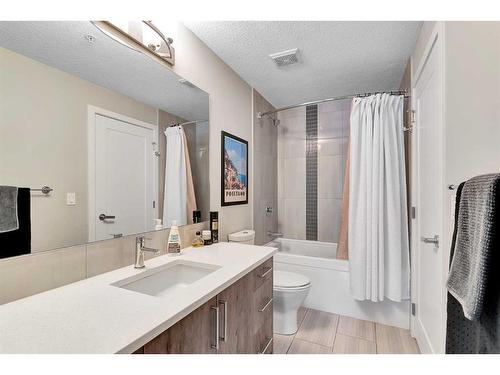 105-8531 8A Avenue Sw, Calgary, AB - Indoor Photo Showing Bathroom
