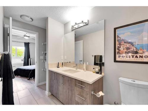 105-8531 8A Avenue Sw, Calgary, AB - Indoor Photo Showing Bathroom