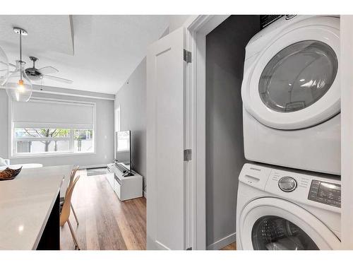 105-8531 8A Avenue Sw, Calgary, AB - Indoor Photo Showing Laundry Room