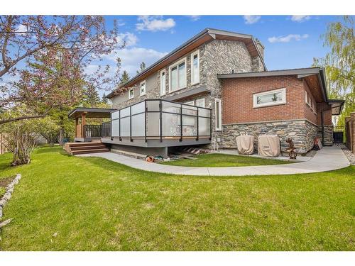 1124 Kildonan Place Sw, Calgary, AB - Outdoor With Deck Patio Veranda