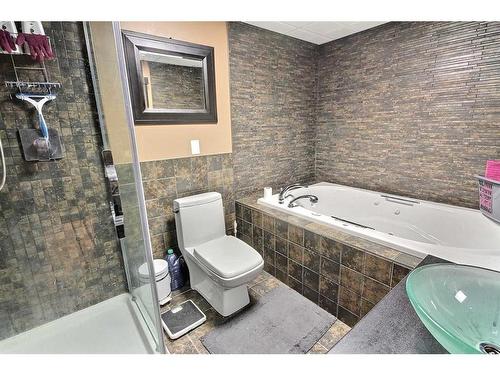 551058 Range Road 150 Road, Willingdon, AB - Indoor Photo Showing Bathroom
