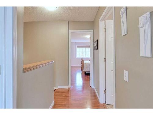 28 Silvergrove Close Nw, Calgary, AB - Indoor Photo Showing Other Room
