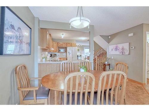 28 Silvergrove Close Nw, Calgary, AB - Indoor Photo Showing Dining Room
