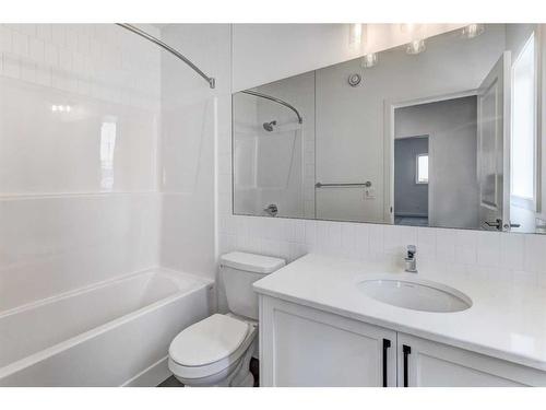 214 Vista Road, Crossfield, AB - Indoor Photo Showing Bathroom