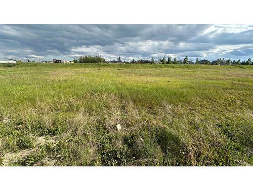 400 Shantz Drive, Didsbury, AB 