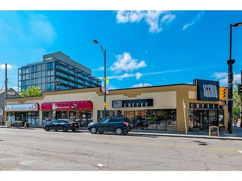 101-235 9A Street Nw, Calgary, AB - Outdoor