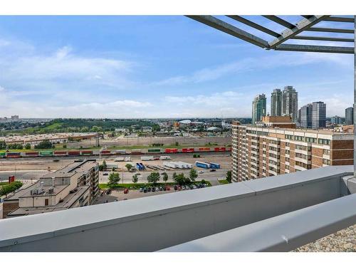 705-624 8 Avenue Se, Calgary, AB - Outdoor With View