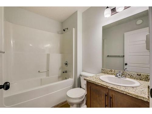 5103-2781 Chinook Winds Drive Sw, Airdrie, AB - Indoor Photo Showing Bathroom