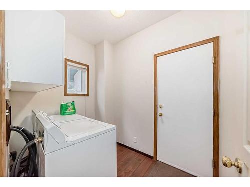 63 Hampstead Terrace Nw, Calgary, AB - Indoor Photo Showing Laundry Room